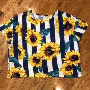 Zara 🌻 Sunflower cropped t-shirt size medium